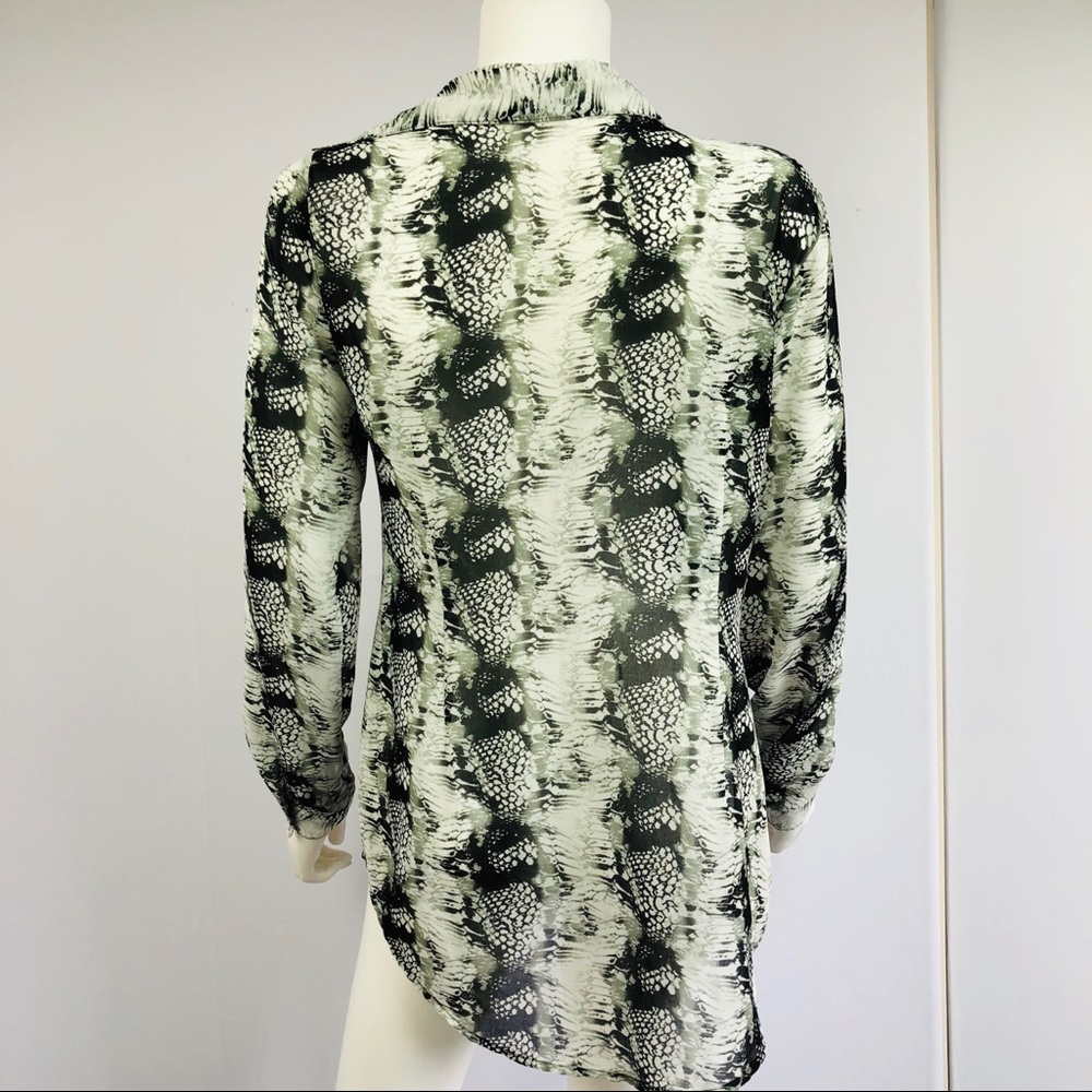 Cabi‎ Python Snake Print Sheer Blouse Small #988 - Picture 2 of 9